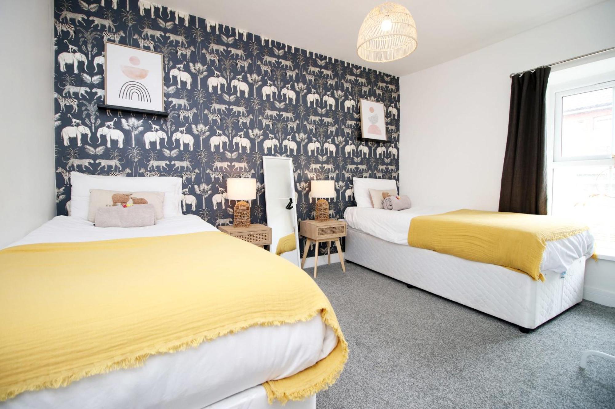 Prospect Cottage Fabulous Home In Stunning Rhondda Valley By Staystaycations Treorky Kültér fotó